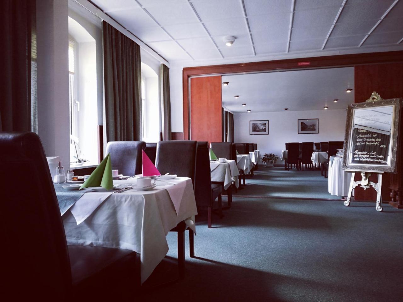 Hotel Dorfschaenke Büdelsdorf Exteriör bild